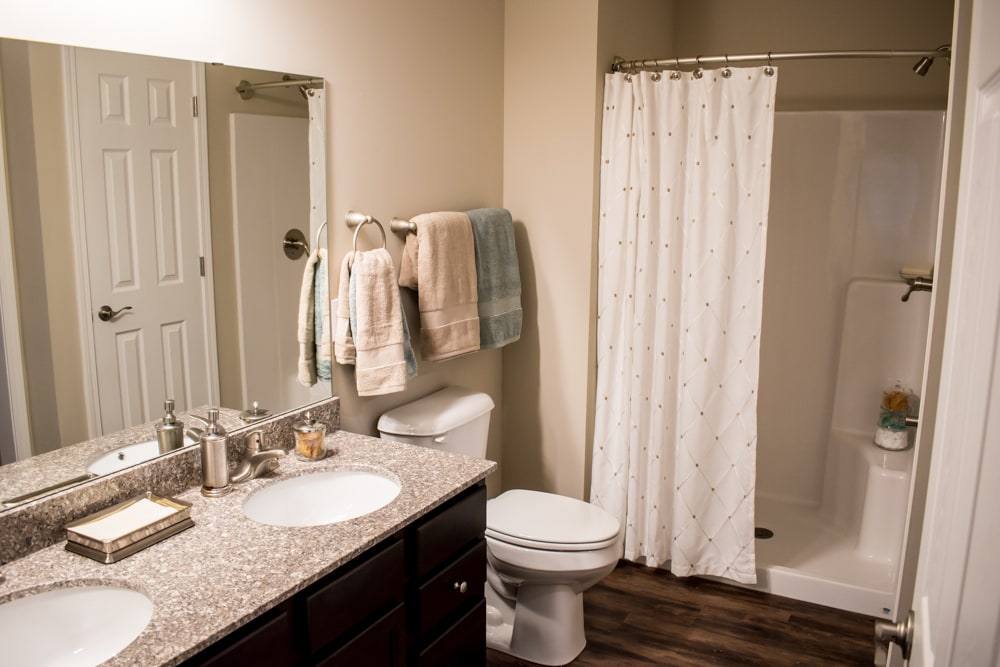 Redwood Lake Wylie 241 Dexter Rd 101, Clover, SC 29710