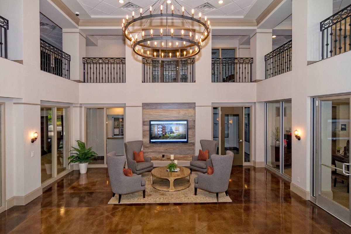 Lenox Village Town Center Nashville, TN 37211 1,410 to 3,267