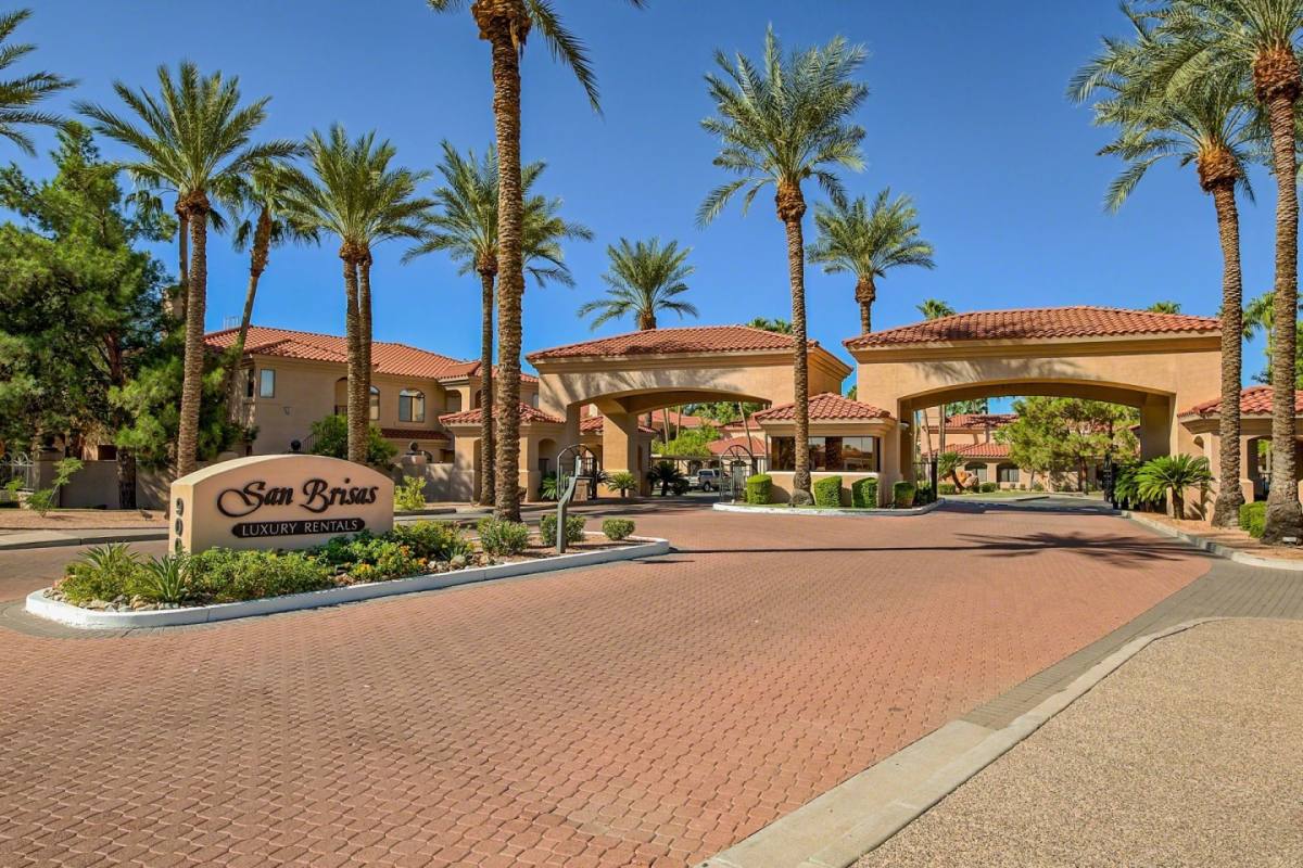 Cortland Chandler Crossing Chandler, AZ 85226 1,656 to 2,322