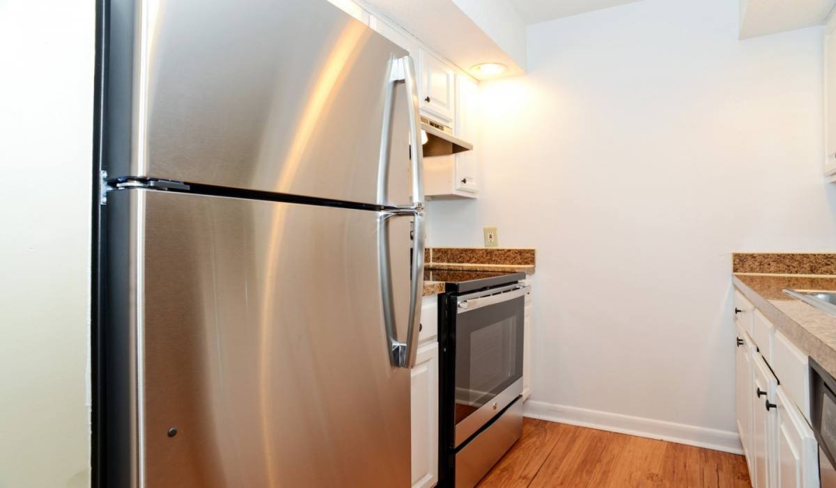 Apartment Homes 5 Dr 1, Framingham, MA 01702