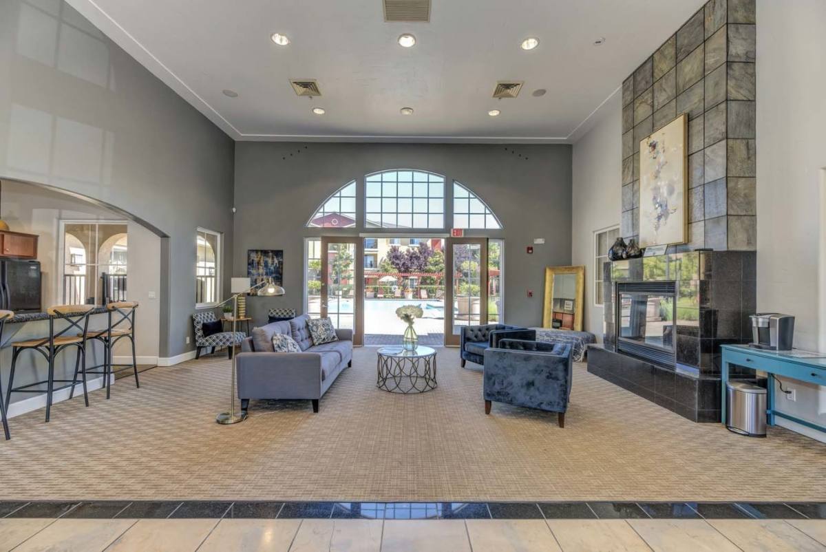 Sterling Village 88 Valle Vista Ave, Vallejo, CA 94590