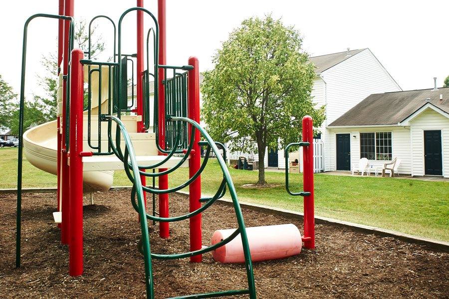 5400 N Timber Creek Dr, Milford, OH 45150 860 to 980