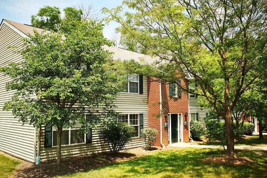 5400 N Timber Creek Dr, Milford, OH 45150 860 to 980