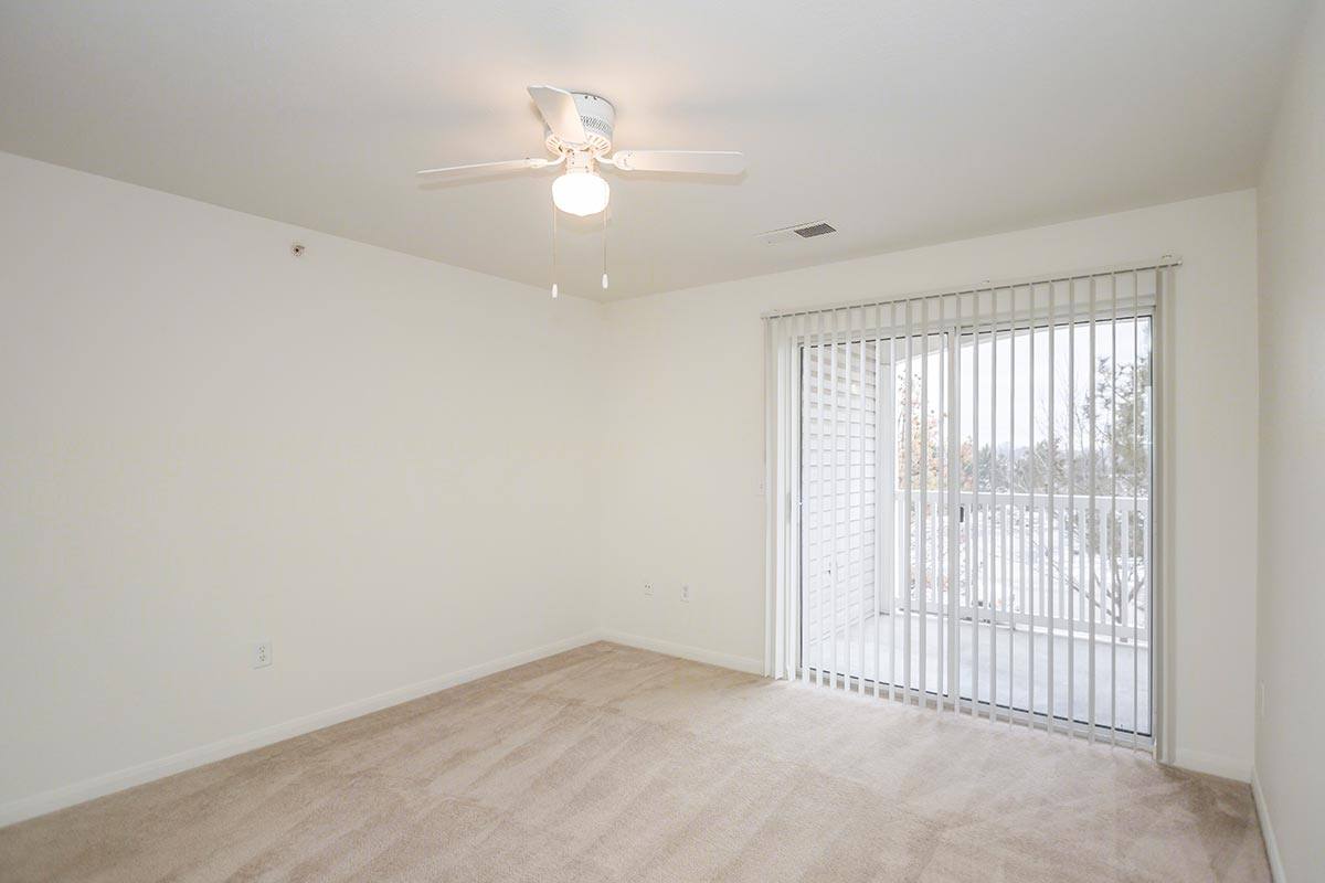 North Oak Crossing 9400 N Oak Trafficway, Kansas City, MO 64155