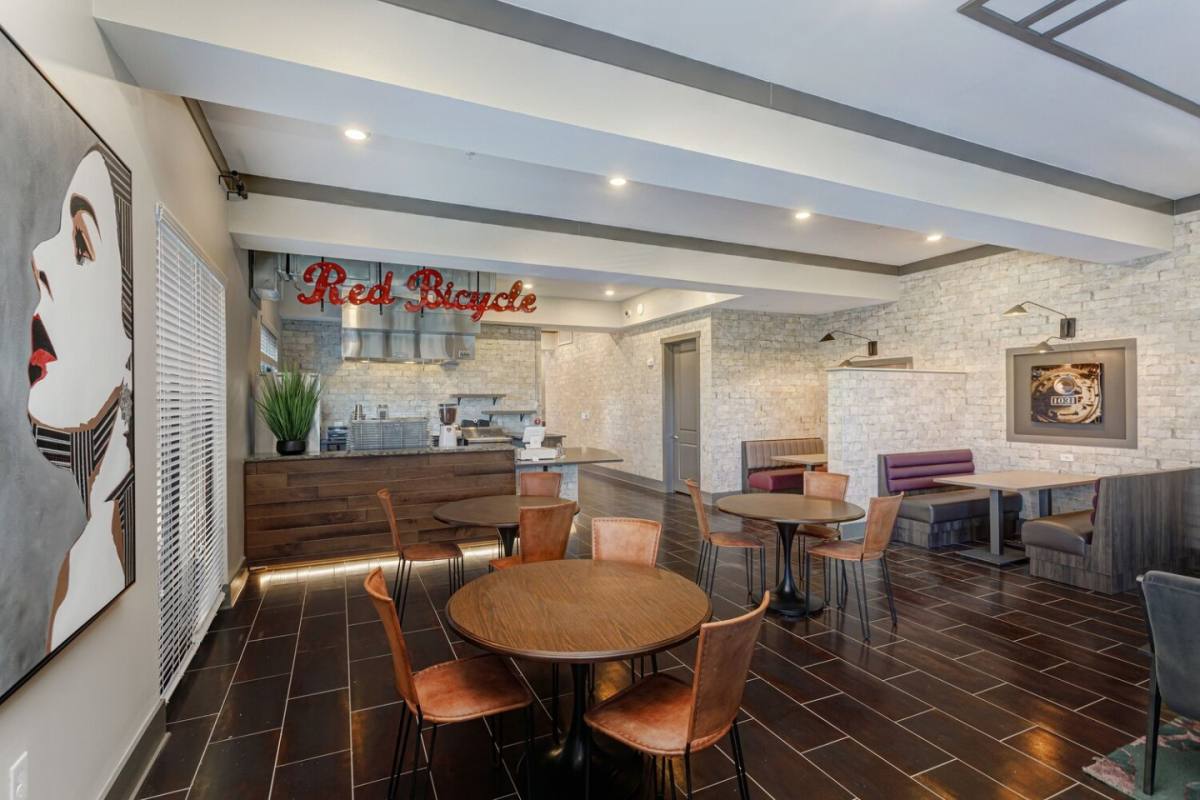 40 Fiberglass Dr, Mount Juliet, TN 37122 1,365 to 2,170