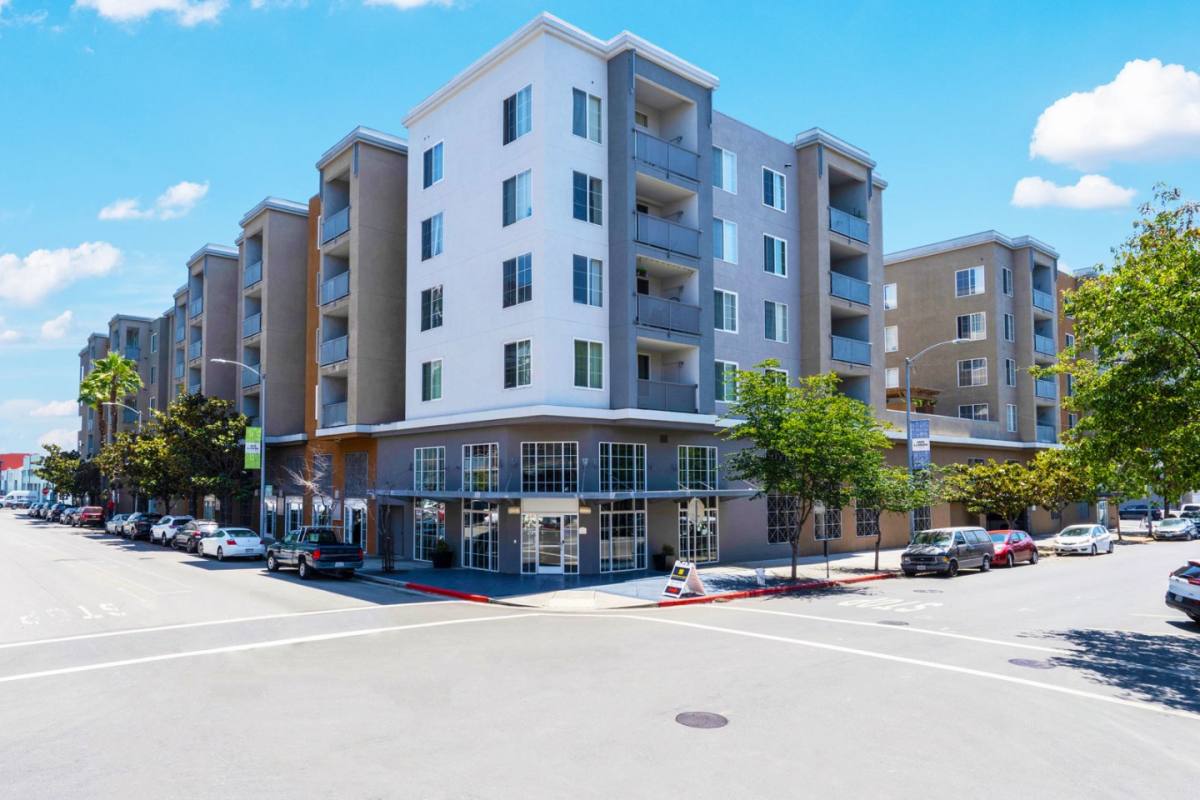 Allegro at Jack London Square Oakland, CA 94607 2,345