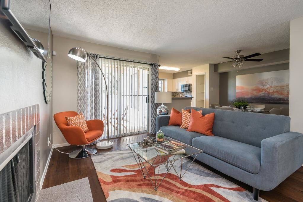 The Carling on Frankford Carrollton, TX 75007 940 to 1,439