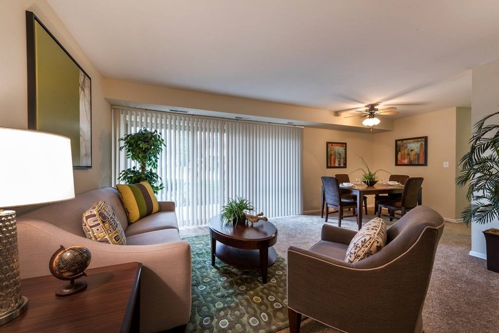 Fountain Club 7604 Fontainebleau Dr, Hyattsville, MD 20784