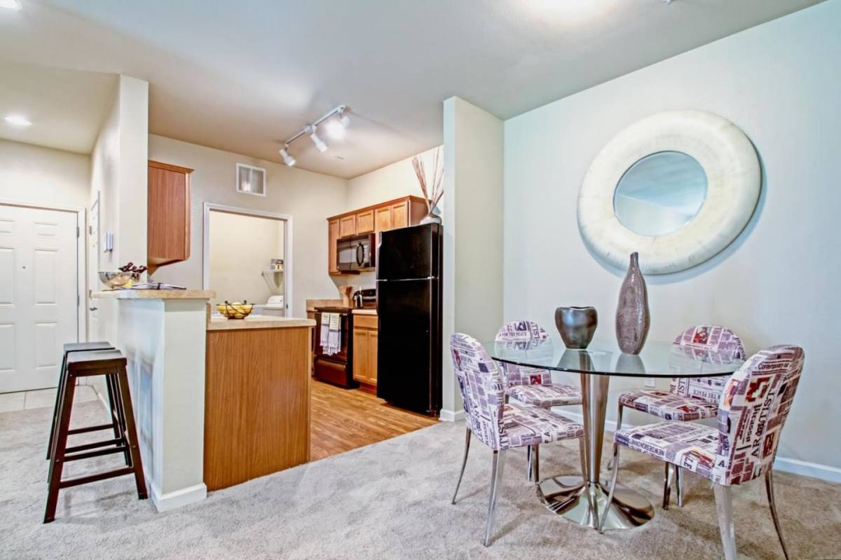 Bayou Reserve Thibodaux, LA 70301 815 to 1,075 RentalSource