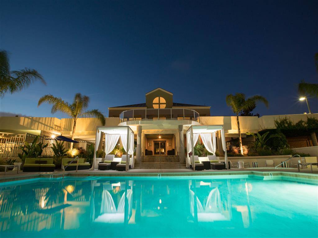 Axiom La Jolla 3950 Mahaila Ave, San Diego, CA 92122 Apartment For