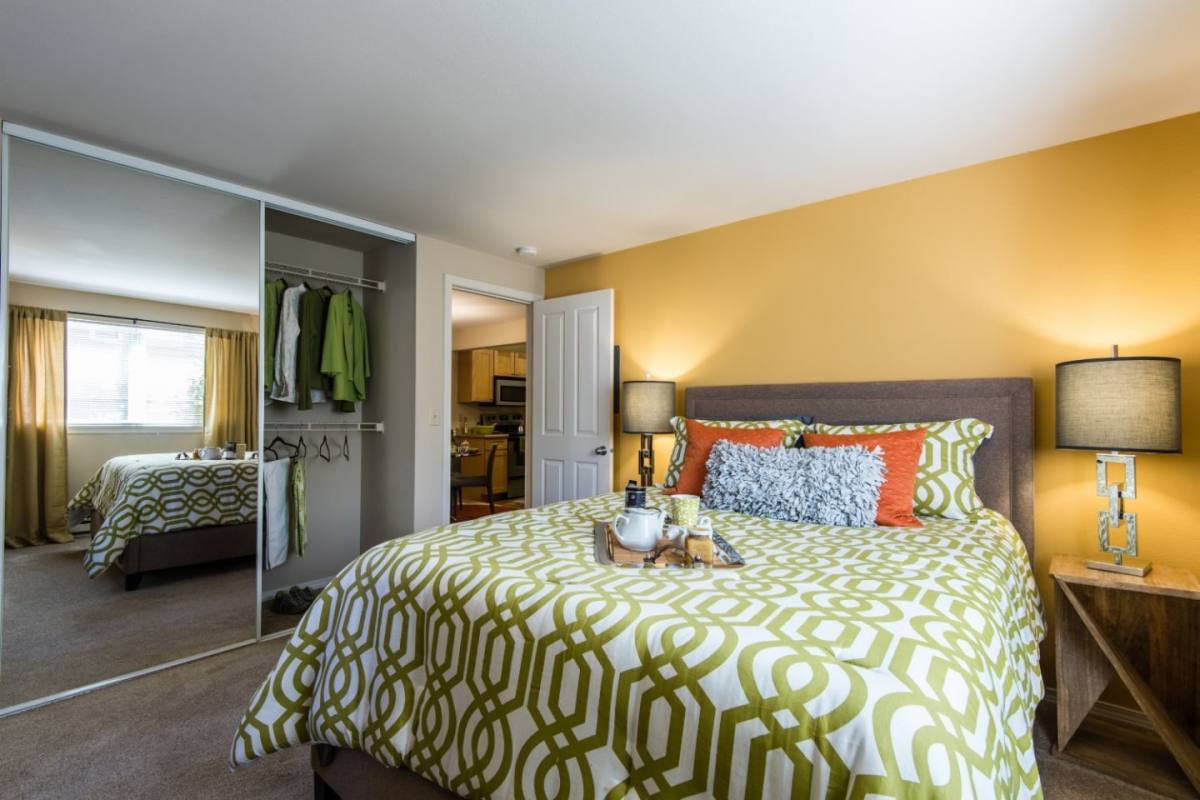 Hampton Greens 4747 148th Ave NE, Bellevue, WA 98007 RentalSource