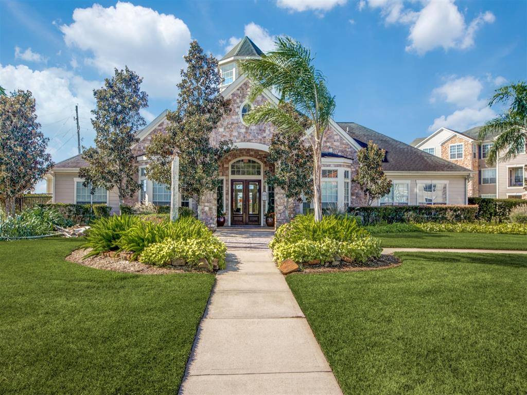 Sevona Tranquility Lake 2800 Tranquility Lake Blvd, Pearland, TX 77581