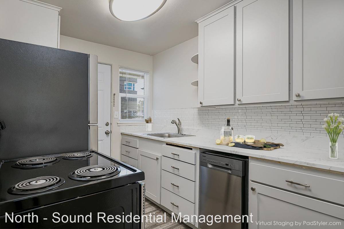 Hawthorne Court 2302 2320 Colby Ave, Everett, WA 98201 Apartment