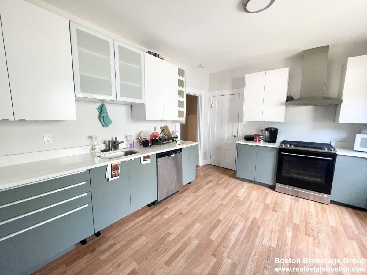 158 Boston St 1, Dorchester, MA 02125 Condo For Rent RentalSource