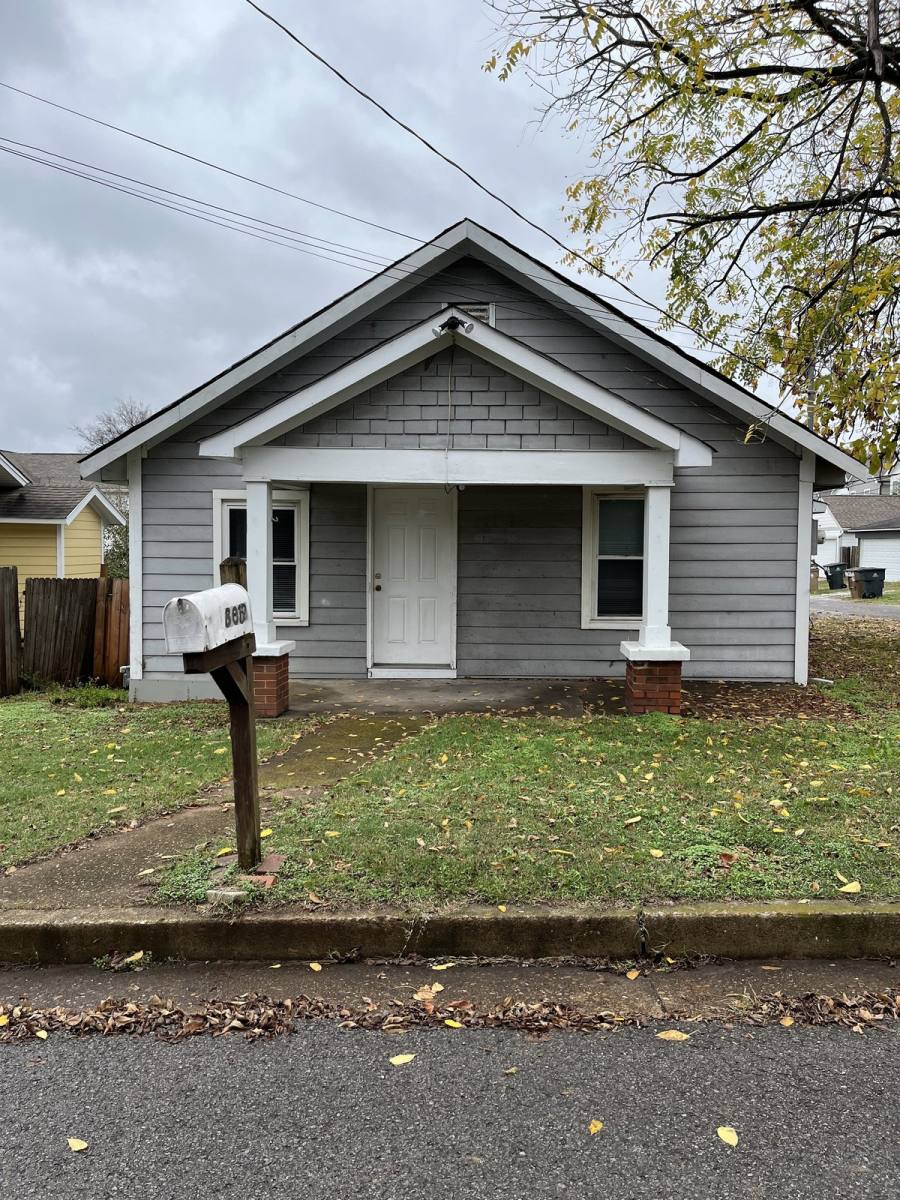 805 46th Ave N, Nashville, TN 37209 1,500 RentalSource