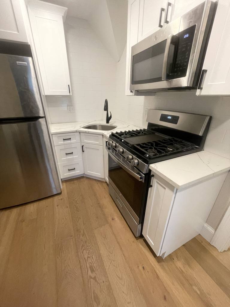 180 Dana Ave 3, Hyde Park, MA 02136 RentalSource