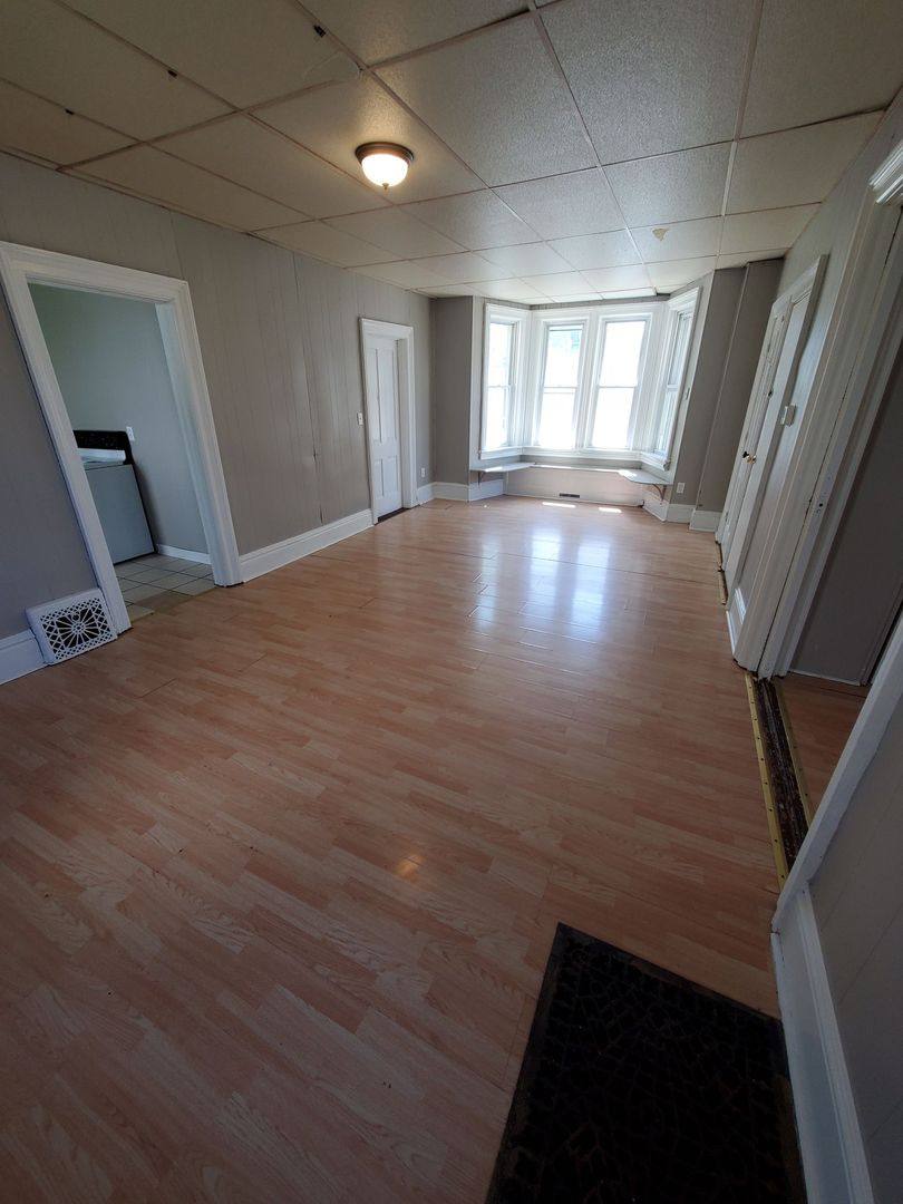 305 S 2nd St, Watertown, WI 53094 Apartment For Rent RentalSource