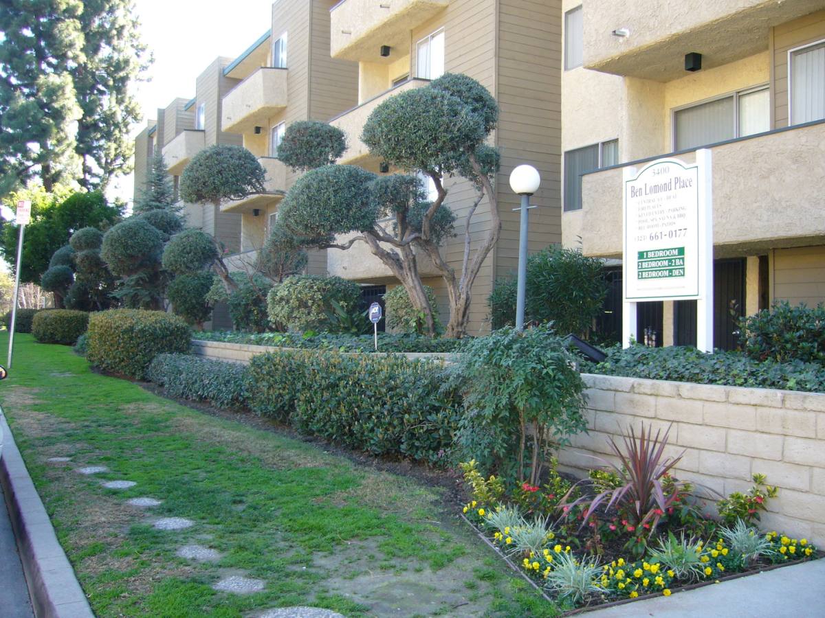 3400 Ben Lomond Place, Los Angeles, CA 90027 Apartment For Rent