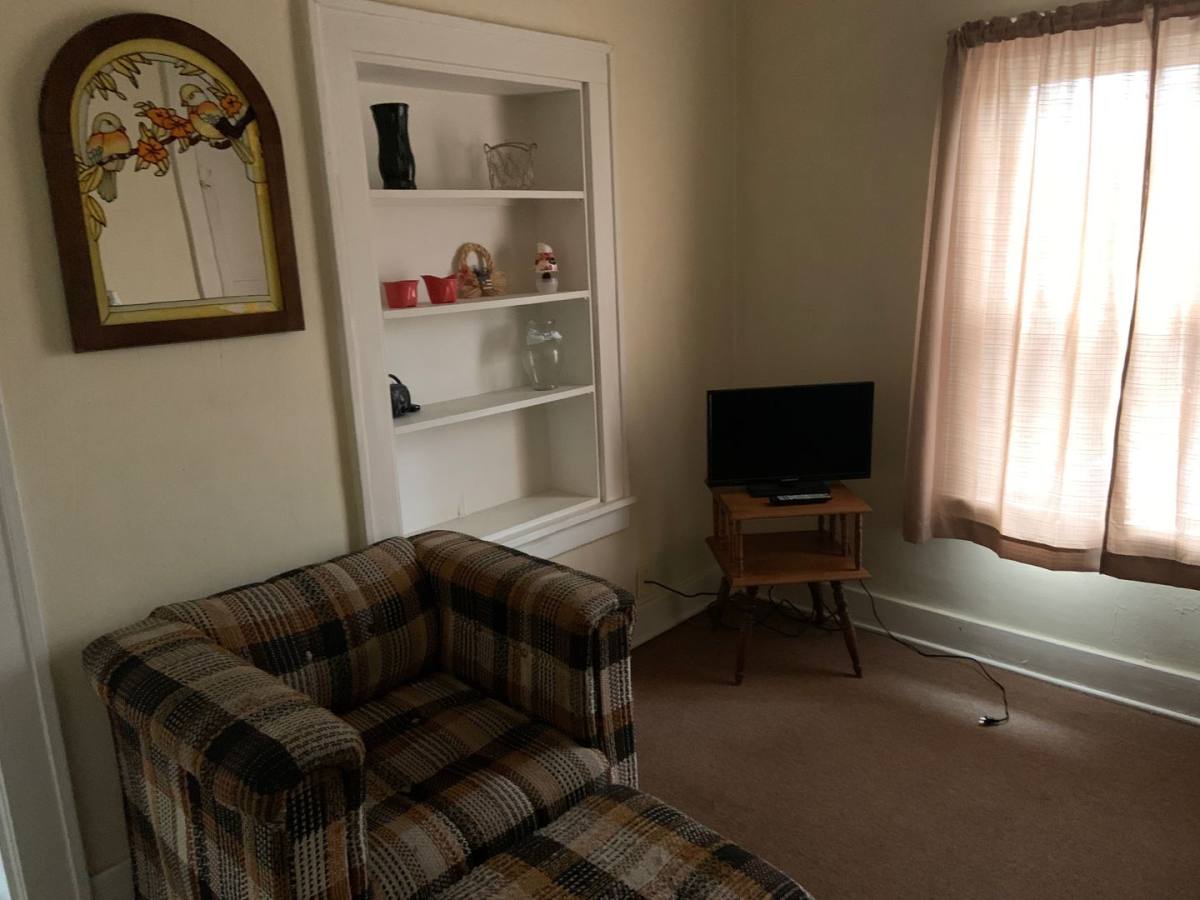 103 W 1st St, Roxana, IL 62084 Apartment For Rent RentalSource