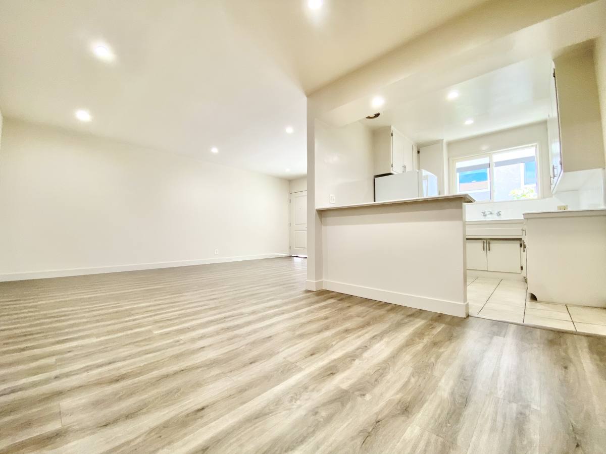 854 S Sherbourne Dr 5A, Los Angeles, CA 90035 Apartment For Rent