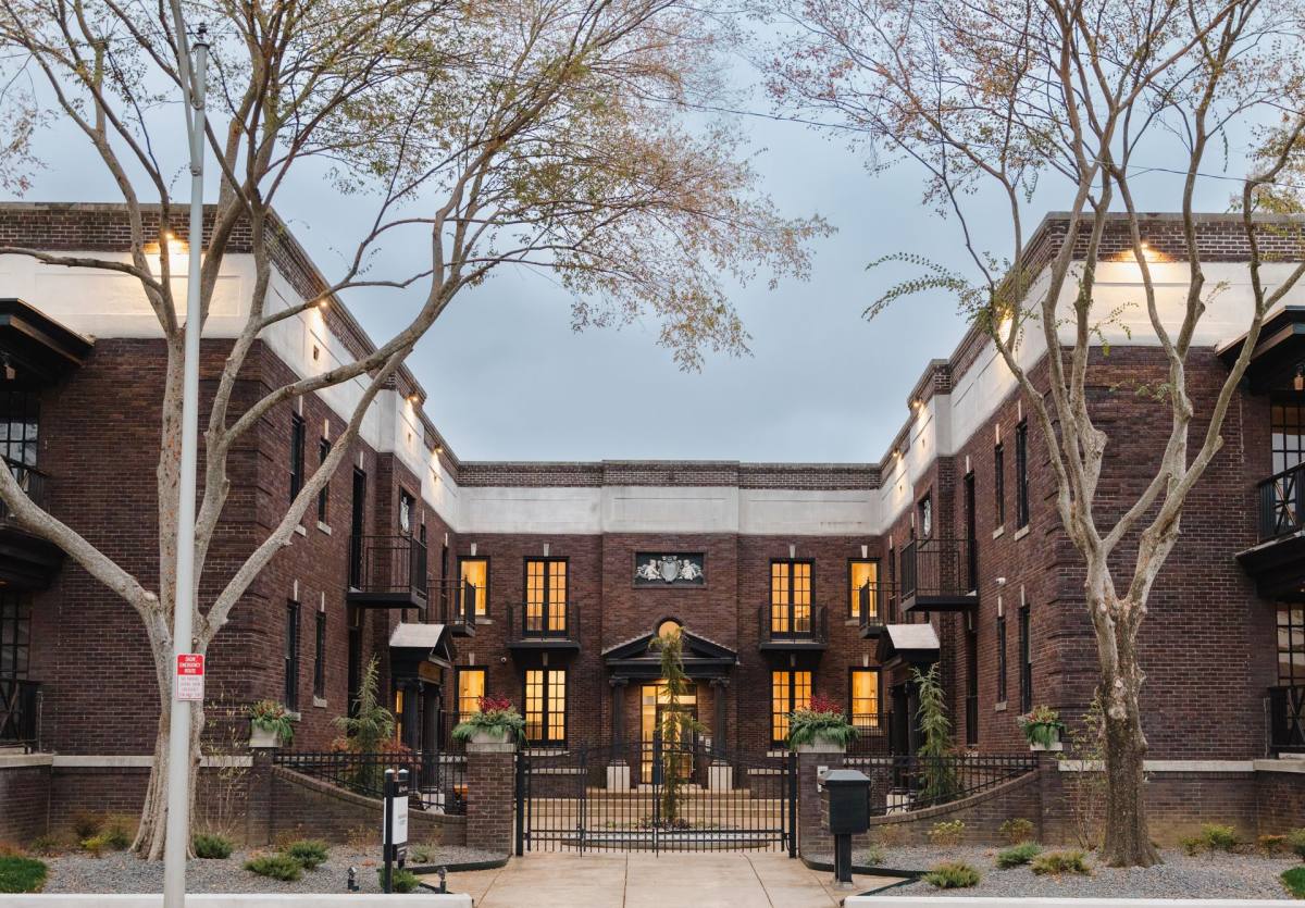 111 Washington Ave, Evansville, IN 47713 1,199 RentalSource