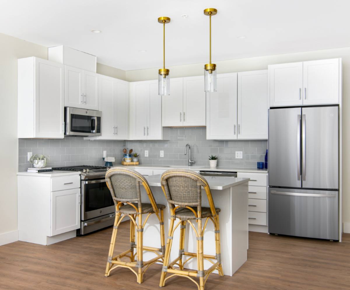 130 Chief Justice Cushing Highway, Scituate, MA 02066 Apartment For