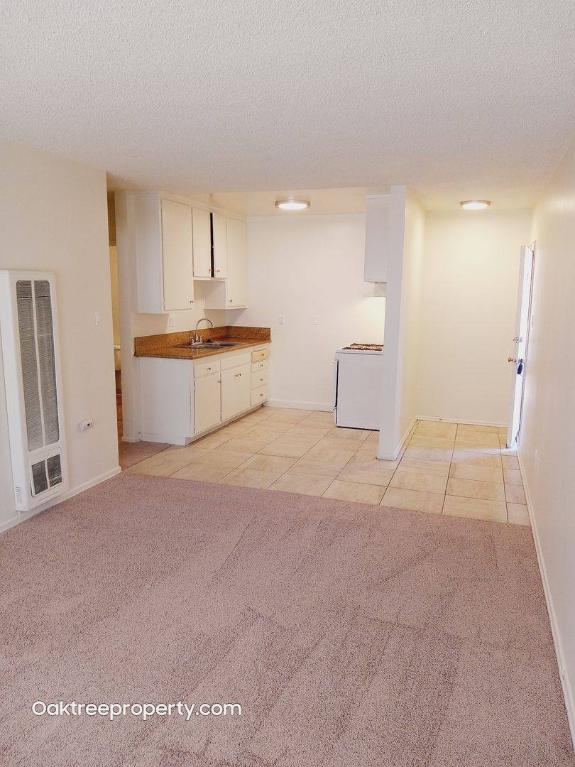 1315 Devonshire Dr, Oxnard, CA 93030 Apartment For Rent