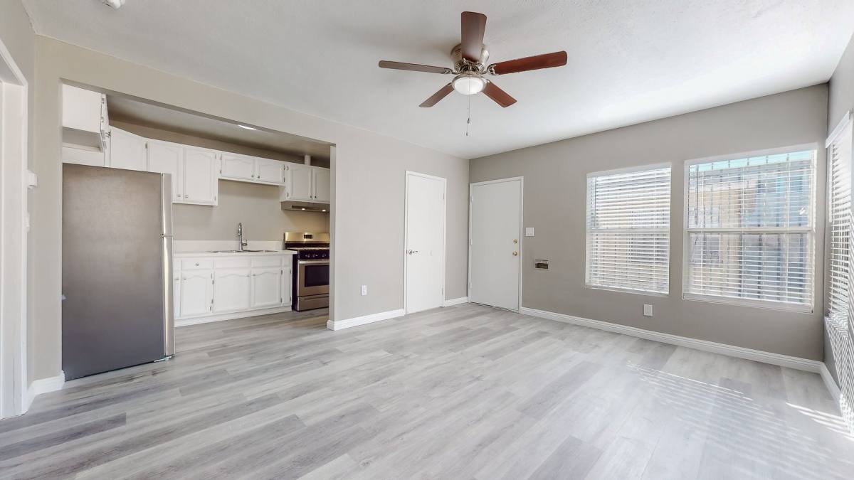 10001006A N Sloan Ave, Compton, CA 90221 Apartment For Rent