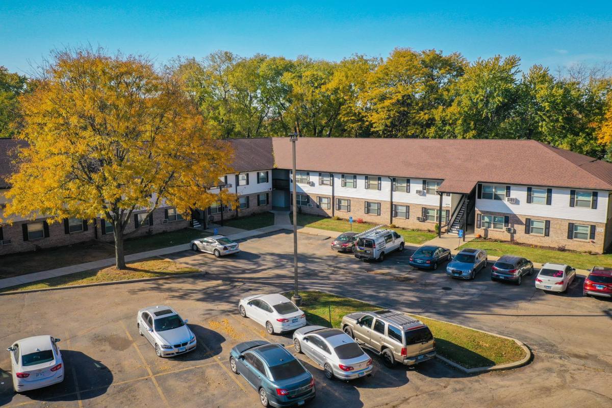 1832 N Main St, Rockford, IL 61103 Apartment For Rent RentalSource