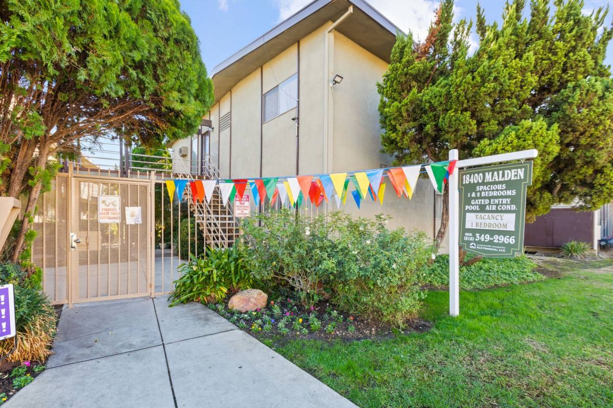 18400 Malden St, Northridge, CA 91325 Apartment For Rent RentalSource