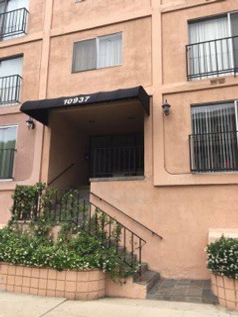 10937 Wilkins Ave, Los Angeles, CA 90024 3,100 RentalSource
