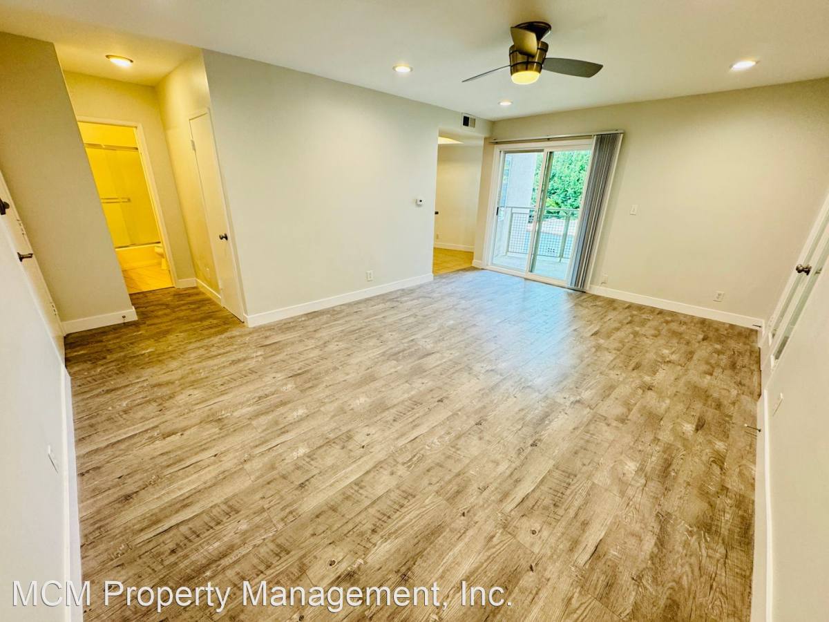 5511 W Olympic Blvd, Los Angeles, CA 90036 Apartment For Rent