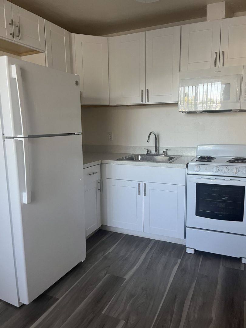 53075325 Marconi Ave, Carmichael, CA 95608 Apartment For Rent