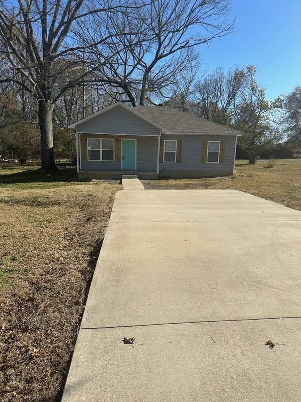 230 Spring St, Ward, AR 72176 RentalSource