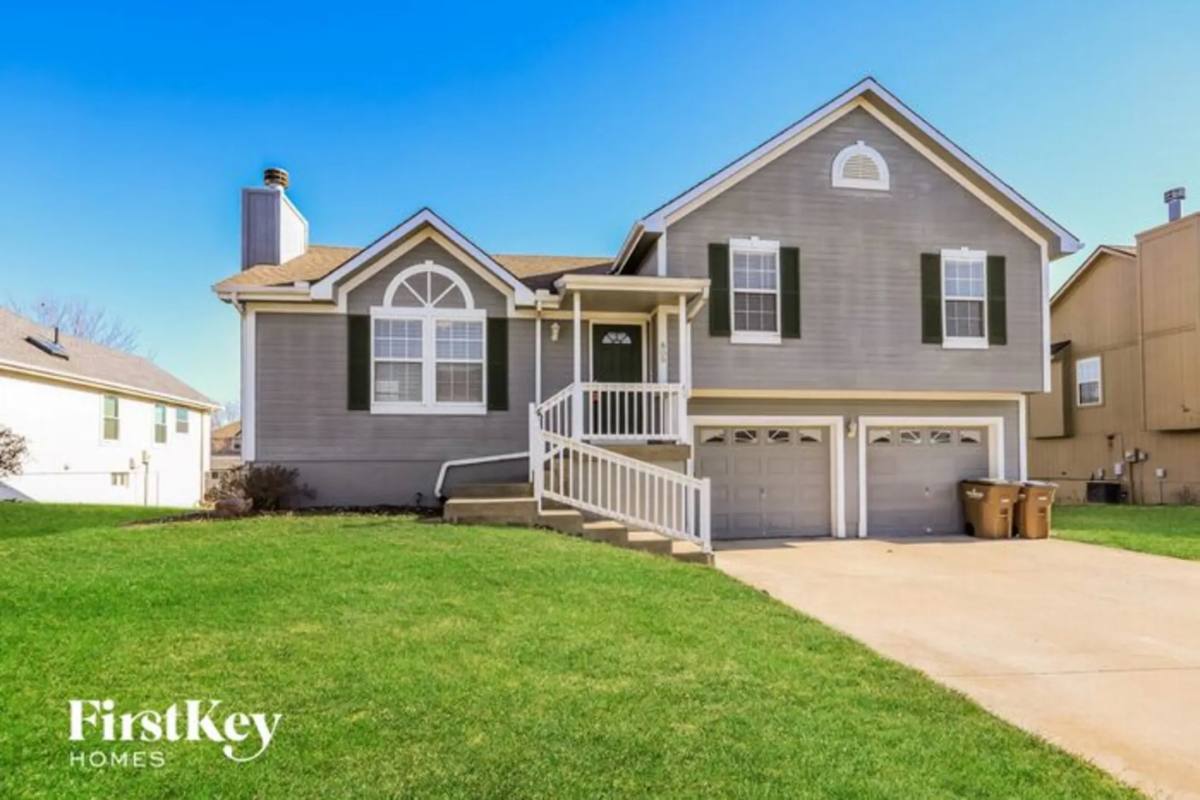 809 Cindy Lane, Raymore, MO 64083 RentalSource