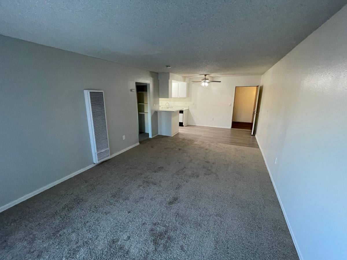 1219 N State College Blvd, Anaheim, CA 92806 - Apartment For Rent ...