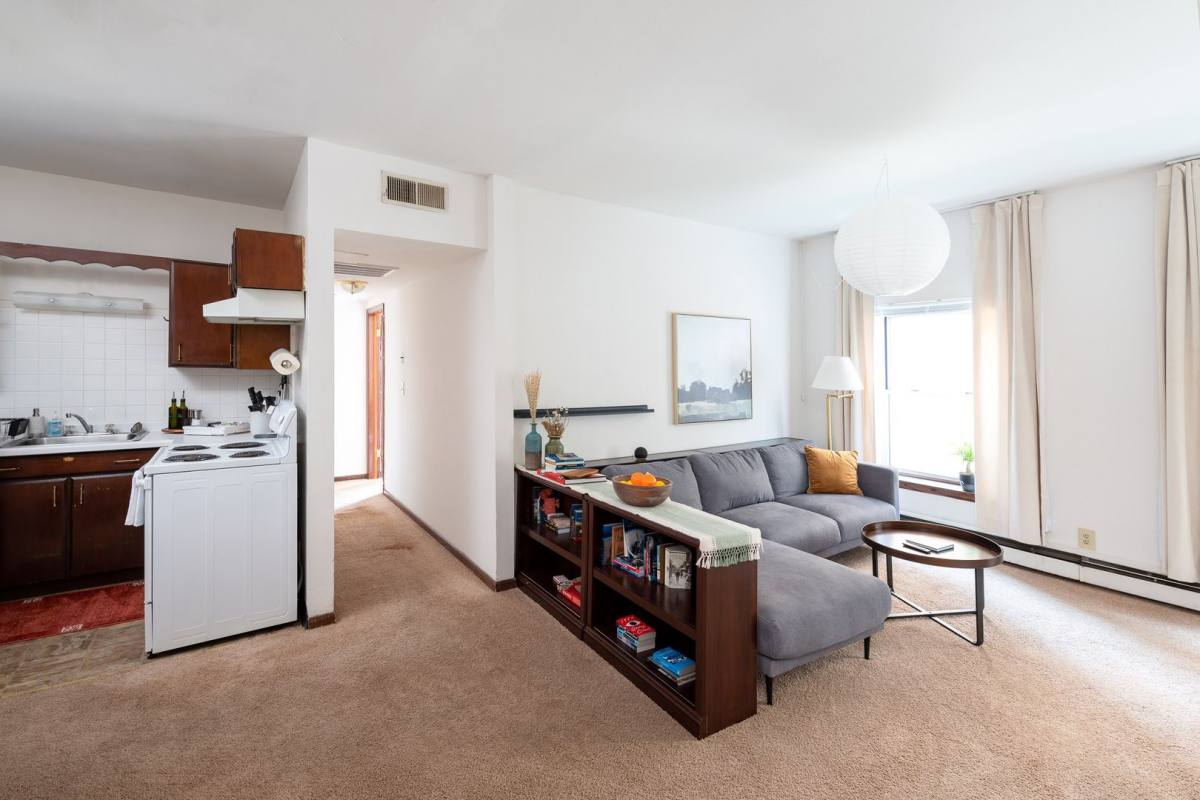 2520 N Stowell Ave, Milwaukee, WI 53211 Apartment For Rent RentalSource