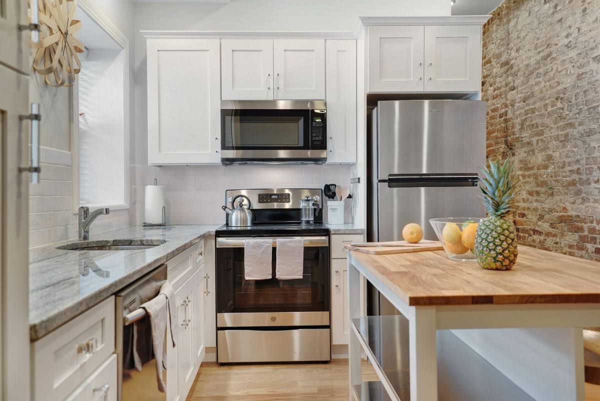 162 Cottage St, East Boston, MA 02128 Apartment For Rent 1,150 to