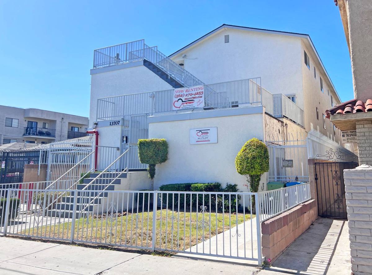 13707 Yukon Ave, Hawthorne, CA 90250 Apartment For Rent RentalSource