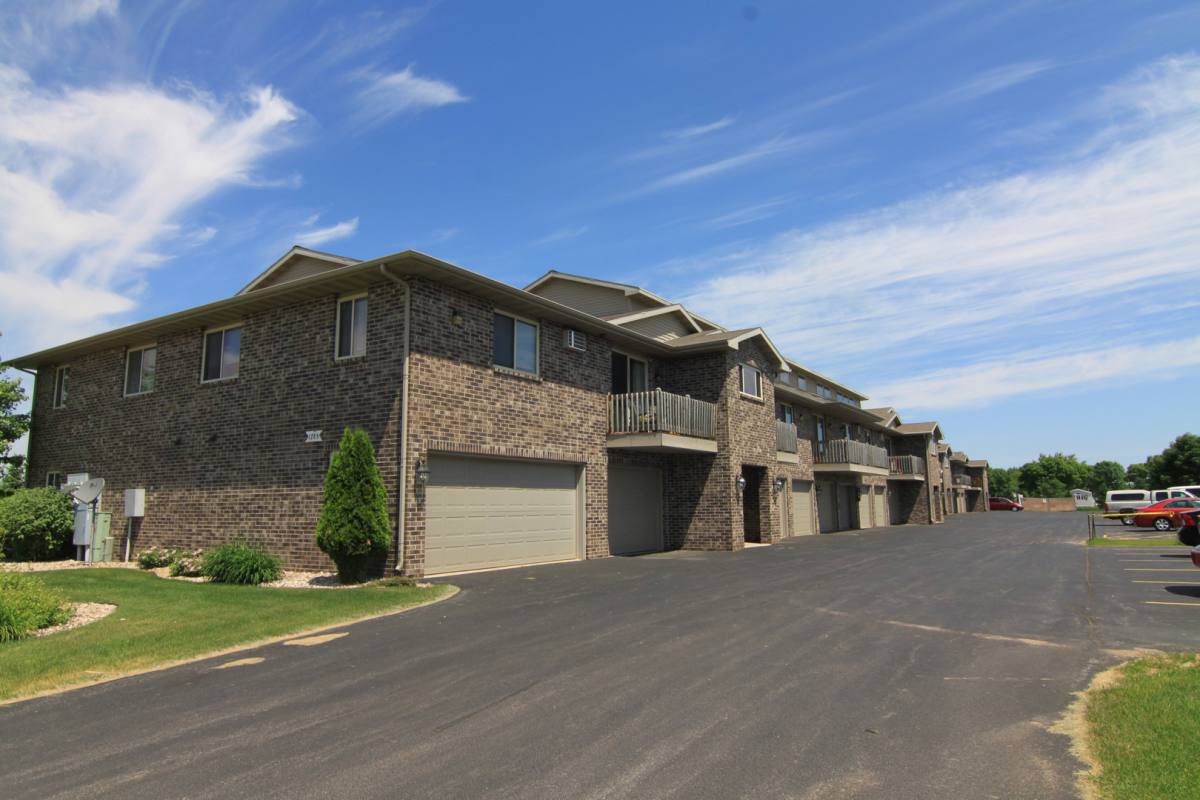 1785 Verlin Rd, Green Bay, WI 54305 Apartment For Rent 1,049