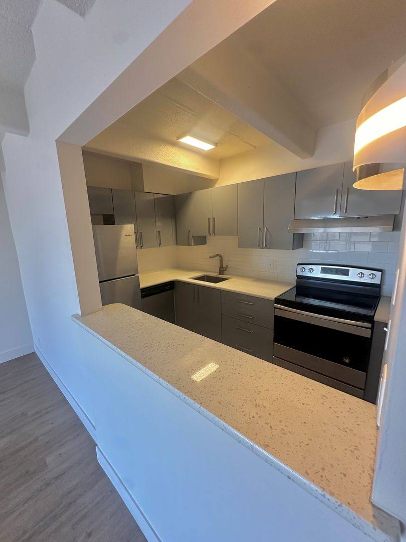 107 W Cheyenne Rd, Colorado Springs, CO 80906 Apartment For Rent