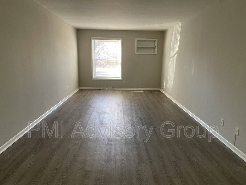 2007 SW Mission Ave 4, Topeka, KS 66604 Apartment For Rent