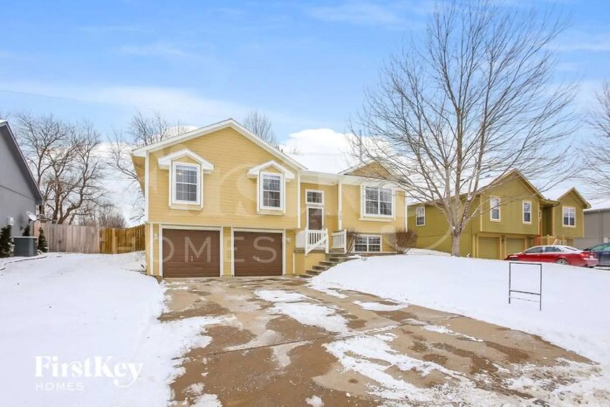 3400 SE Adams Dr, Blue Springs, MO 64014 House For Rent RentalSource