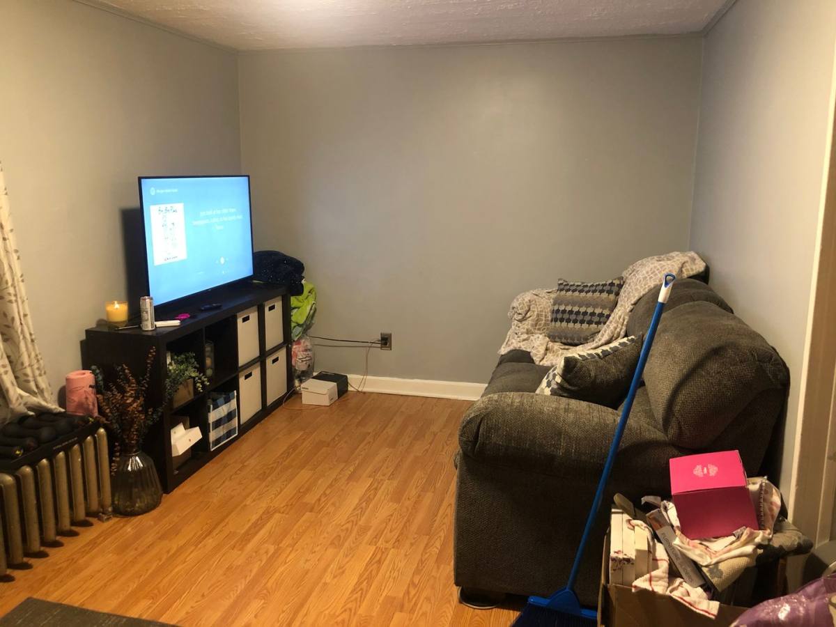 152 3rd St, Leominster, MA 01453 Apartment For Rent 1,300