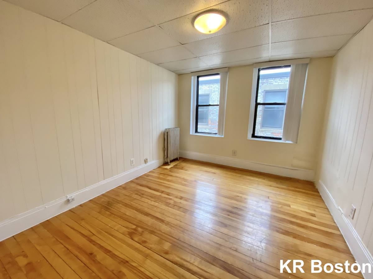 439 Cambridge St, Allston, MA 02134 Apartment For Rent RentalSource