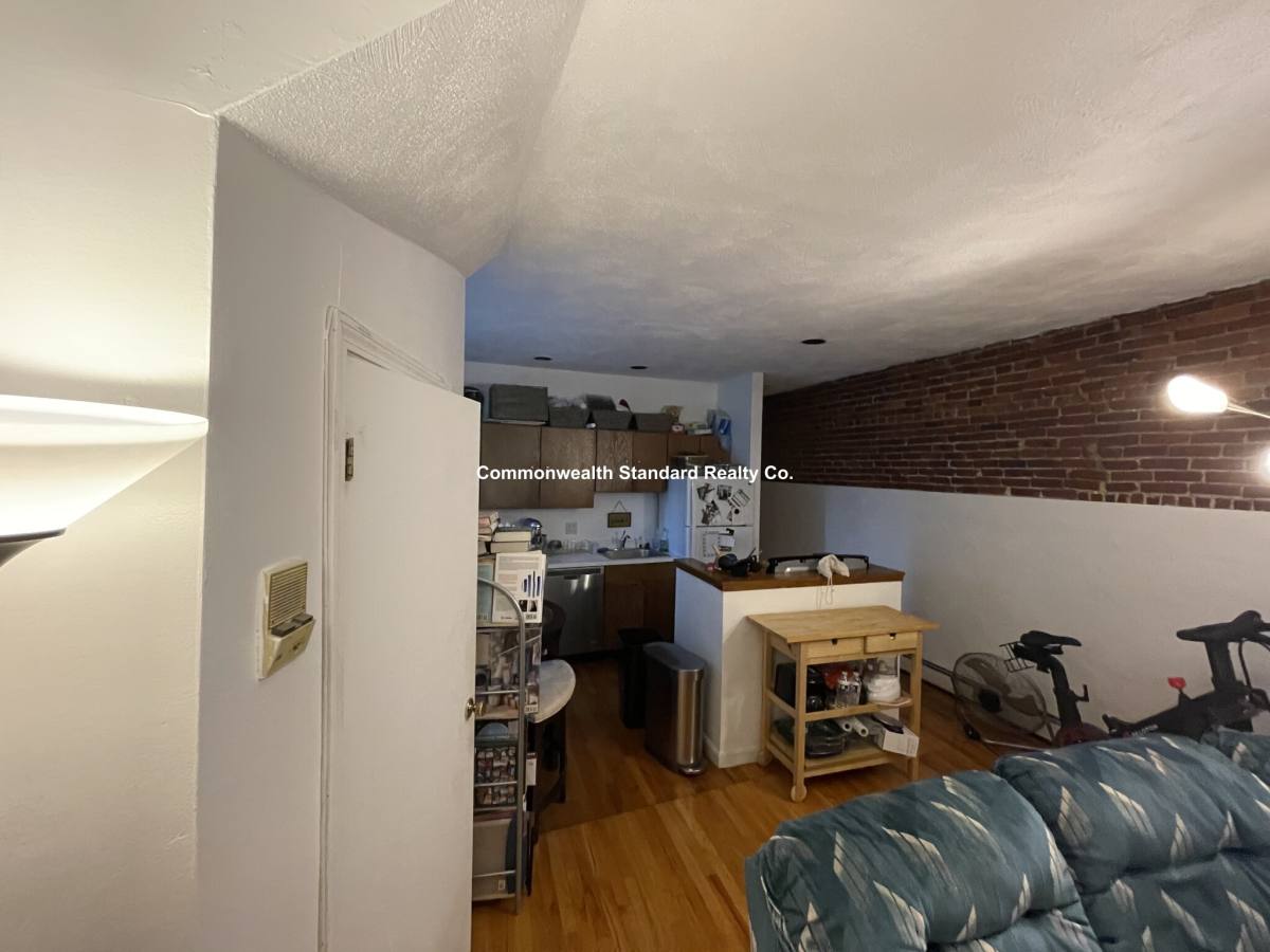 80 Lanark 1A, Brighton, MA 02135 Apartment For Rent 2,095