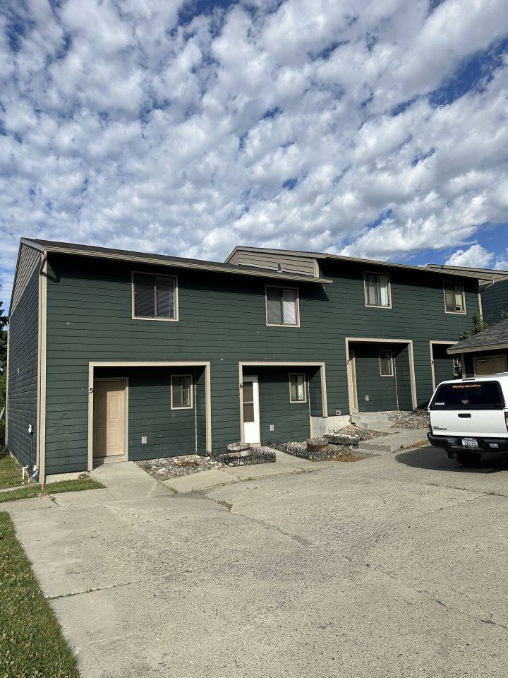 960 N 17th St 5, Billings, MT 59101 Townhouse For Rent